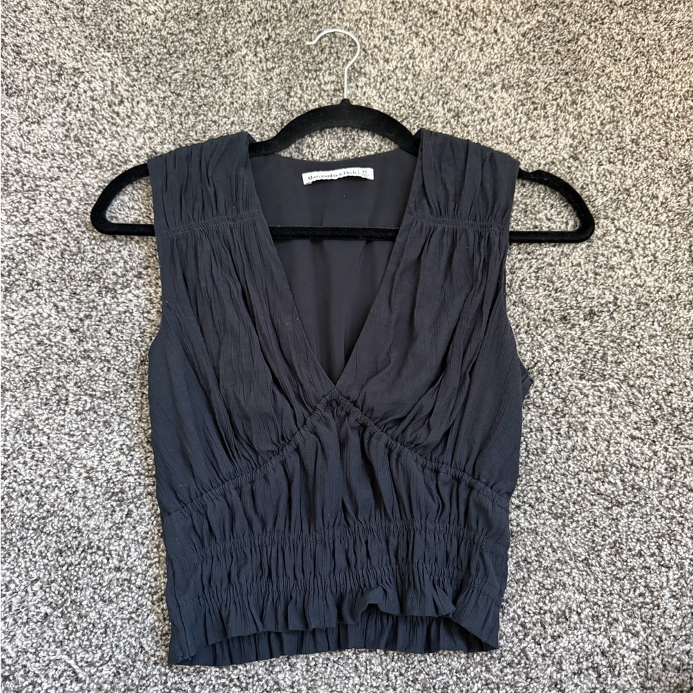 Abercrombie & Fitch Black Sleeveless V-Neck Gathered Top